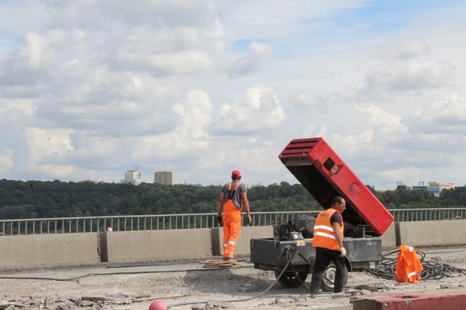 Ремонт Мызинского моста планируют завершить к началу сентября (ФОТО) - фото 10