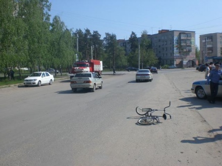 Велосипедист погиб под колесами грузовика в Кулебакском районе
