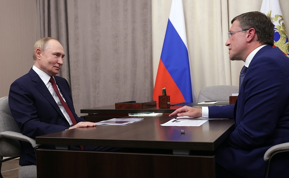 Путин поддержал идею Никитина о запрете вейпов - фото 1