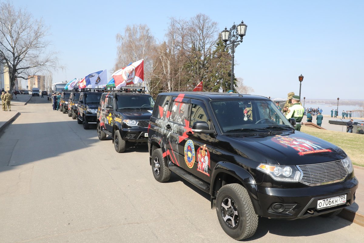 Автомобильный марш росгвардейцев в честь Победы стартовал в Нижнем Новгороде - фото 1