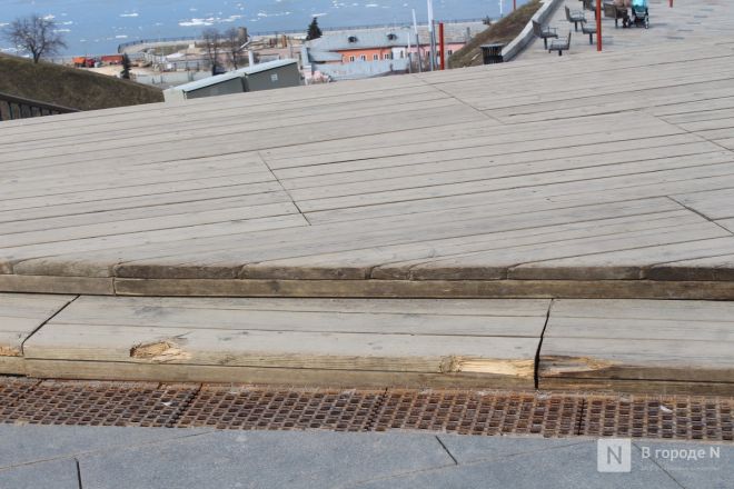 Трещит по швам: как выглядит центр Нижнего Новгорода после аномальной зимы — фоторепортаж - фото 123