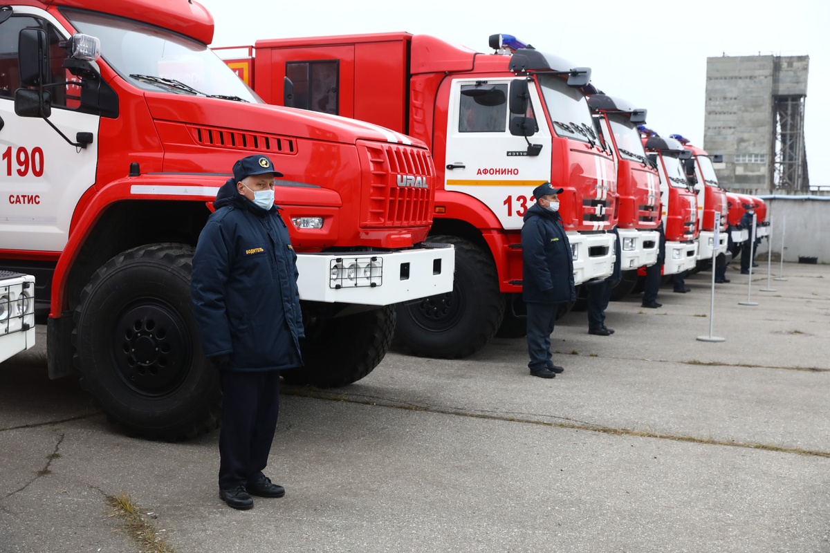 Более 30 пожарных машин получили нижегородские спасатели - фото 1