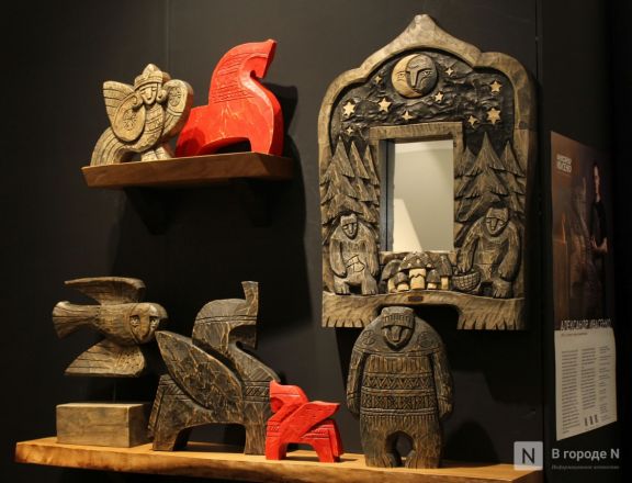 Фоторепортаж: выставка &laquo;АРТ МИР &mdash; 2026&raquo; открылась в Нижнем Новгороде - фото 79