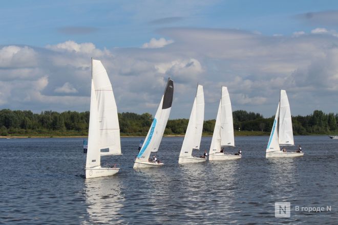 Фоторепортаж: Парад парусов прошел в Нижнем Новгороде - фото 17