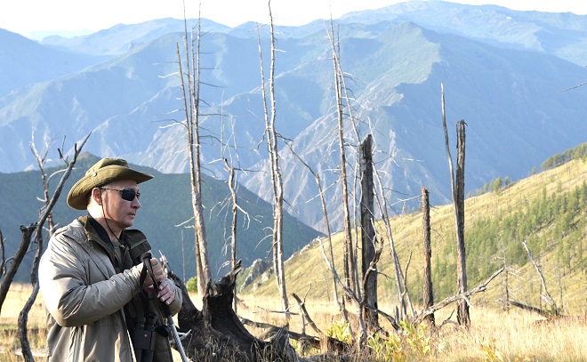 &laquo;Походил по горам&raquo;: Путин провел выходные на природе вместе с Шойгу и главой ФСБ (ФОТО) - фото 3