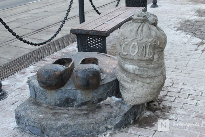Галоши, ложка, объявление: памятники каким предметам установили в Нижнем Новгороде - фото 37