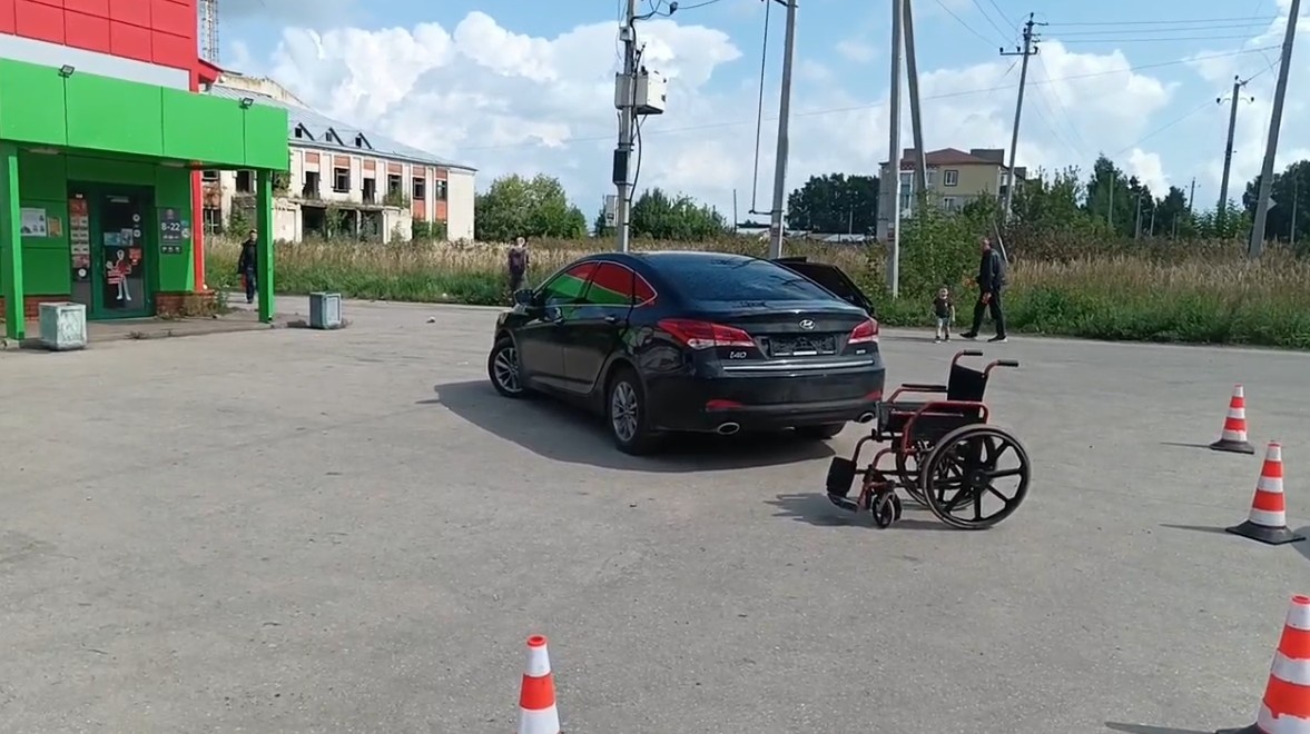 89-летнюю женщину с инвалидной коляской сбили в Нижегородской области - фото 1