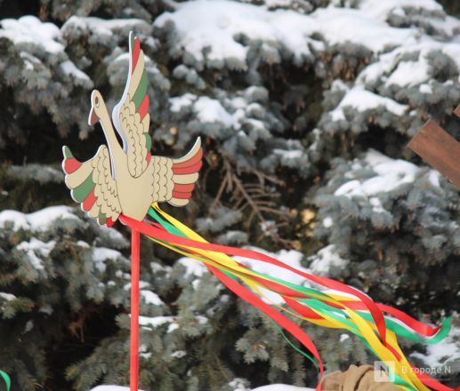 С блинами и в сугробах: как прошла Масленица в Нижнем Новгороде — фоторепортаж - фото 72