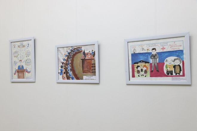 Выставка рисунков &laquo;Работа депутата глазами юного художника&raquo; открылась в региональном парламенте - фото 5