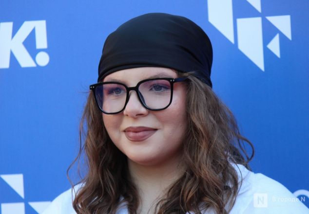 Знаменитости здесь: фоторепортаж с открытия &laquo;Горький fest&raquo; в Нижнем Новгороде - фото 48