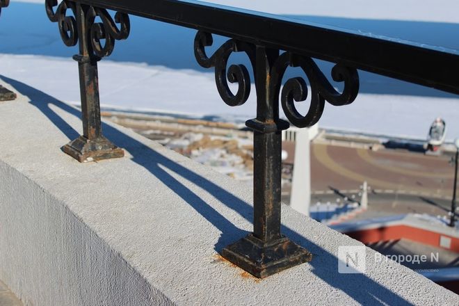 Потрескавшуюся Чкаловскую лестницу повторно обследуют после таяния снега - фото 4