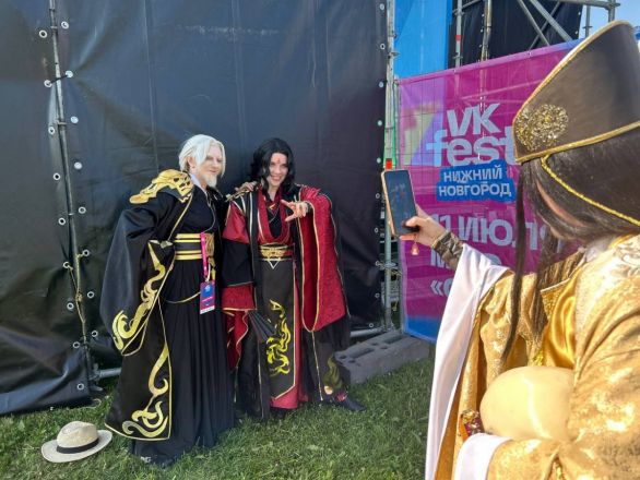 Первый, мощный, грандиозный: как прошел VK Fest в Нижнем Новгороде — репортаж - фото 39