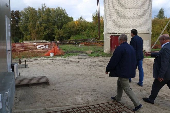 Никитин оценил больницу и благоустройство в Вадском округе - фото 3