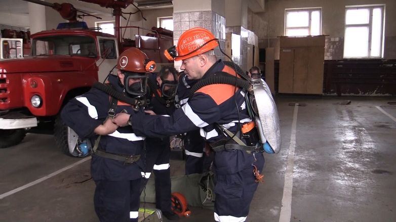 Нижегородские горноспасатели потушили импровизированный пожар в шахте - фото 8