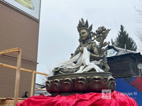 Трехметровую буддийскую статую открыли в Нижнем Новгороде - фото 10
