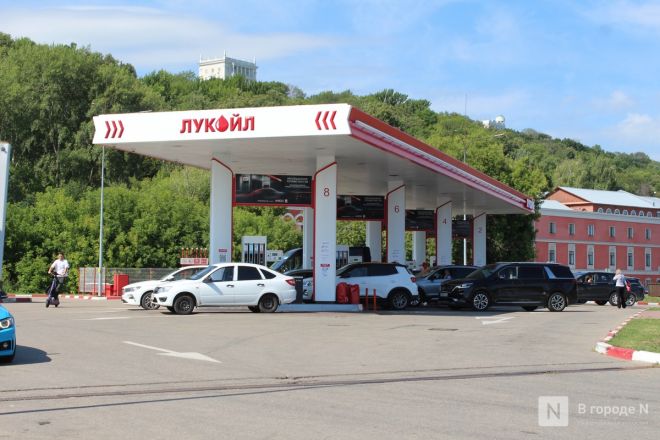 Плачь и смотри: что происходит сейчас на заправках в Нижнем Новгороде &mdash; репортаж &laquo;В городе N&raquo; - фото 28