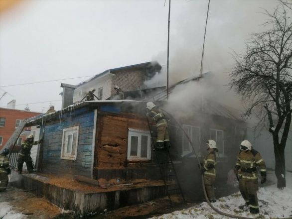 Женщина пострадала в пожаре в Приокском районе - фото 5
