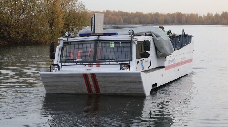 Плавающий пожарный вездеход презентовали в Нижнем Новгороде - фото 3