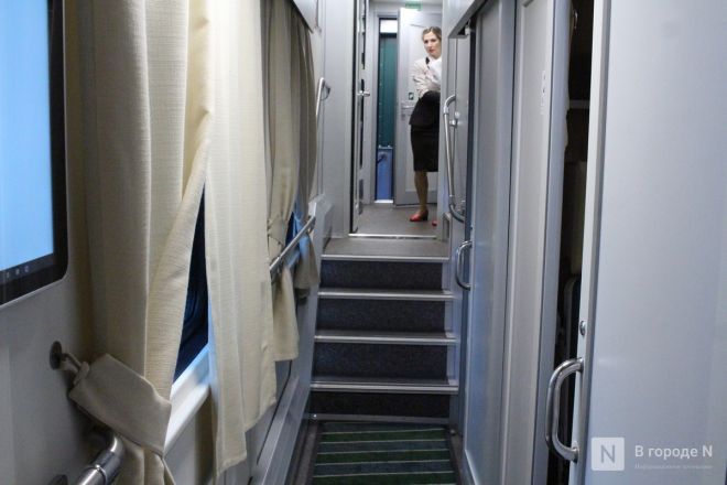 Двухэтажный, стильный, современный: как выглядит новый поезд &laquo;Буревестник&raquo; &mdash; фоторепортаж &laquo;В городе N&raquo; - фото 60
