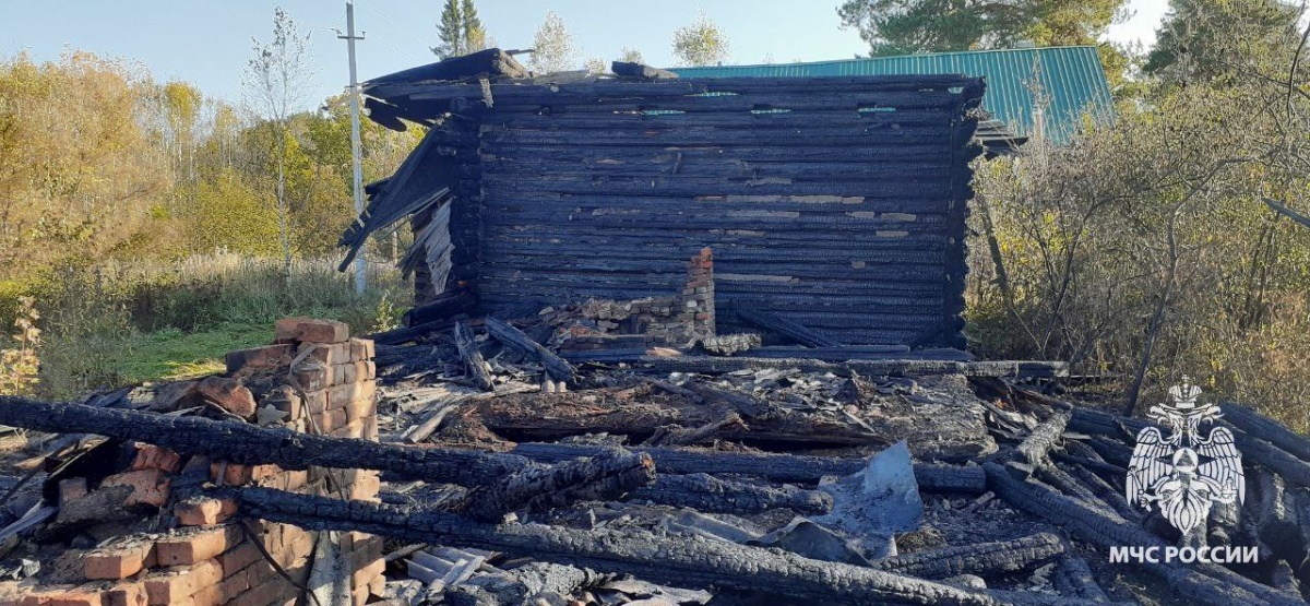 Мужчина заживо сгорел в полуразрушенном бараке в Нижегородской области - фото 1