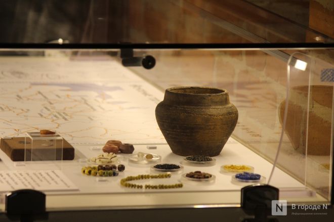 Монеты, украшения и боевые топоры: фоторепортаж с выставки археологических находок в Нижнем Новгороде - фото 84