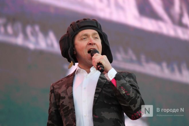 Парад и иммерсивное шоу: Нижний Новгород отметил День Победы - фото 109