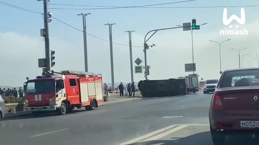 Жесткое ДТП с пострадавшими на Нижне-Волжской набережной попало на видео