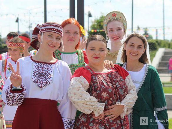 Масштабный гастрофест и концерты: как прошел День России в Нижнем Новгороде &mdash; фоторепортаж - фото 189