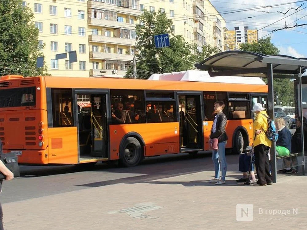Мужчина мастурбировал на девочек в автобусе в Нижнем Новгороде