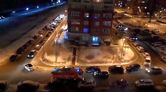 В Нижнем Новгороде автомобиль не уступил дорогу пожарной машине - фото 1