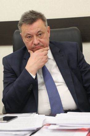 Александр Смирнов покидает пост главного врача Борской ЦРБ - фото 1